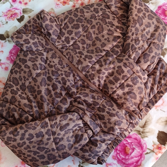 Puffer Jacket - Picture 2 of 3